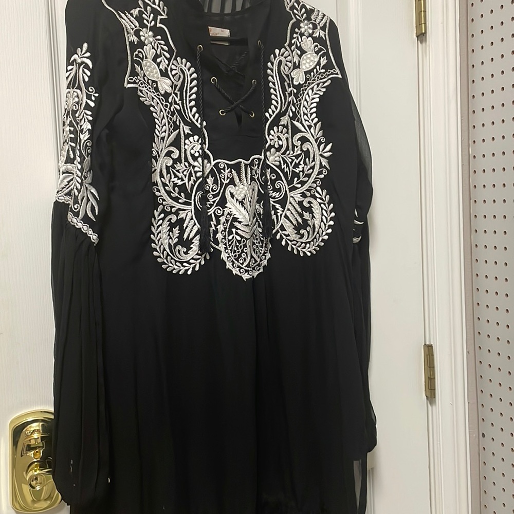 Black and white chiffon embroidered shirt and slip